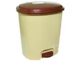 Ведро с педалью 12л, пластик, гигиеничное открывание, цвет бежевый/темно-коричневый