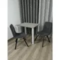 Дизайнерский стол обеденный/ цвет Бетон Светлый, 90*70 см. Ножки белые.