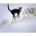 Когтеточка для кошки из хлопка . 220х18 см, 6 брусочков . канат 32 мм, шпилька 8 мм . Котомостик Змейка от Catbridges . Белый . Лежанка .