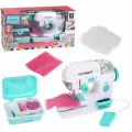 Детская бытовая техника игрушечная швейная машинка на батарейках 25,5 см, шьет, со светом