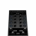 Native Instruments Traktor X1 Mk3 DJ контроллер, 5 дисплеев, 34 кнопки, 4 энкодера, 8 регуляторов