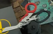 Мультиинструмент Leatherman Raptor Rescue Red&Black
