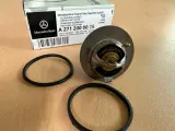 Термостат Mercedes-Benz A2712000015. Оригинал.
