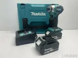 Аккумуляторный ударный винтоверт Makita DTD 172 (18v; 5.0 Ah)(Аккумулятор x2, зарядное устройство x1)