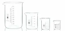 Набор лабораторных стаканов 1000, 250, 50, 10 мл (тип Н, низкий с делениями и носиком, термостойкий)
