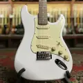 Электрогитара DeMarco DMSEST200 Stratocaster SSS White