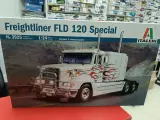 Сборная модель самолета 1:24 italeri 3925ИТ Грузовик FREIGHTLINER FLD 120 SPECIAL