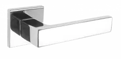 Ручка дверная межкомнатная на квадратной розетке Корсико, хром блестящий