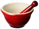 Ступка с пестиком 300 мл, материал керамика, цвет вишневый, Le Creuset, Франция, 91003400060000