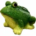 Садовая фигурка для сада и дачи Жабка H-9см, L-21см
