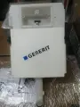 Смывной бачок скрытого монтажа Geberit для инсталяции 458.161.21.1. с сливной арматурой в комплекте.