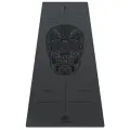 Коврик для йоги и фитнеса каучуковый нескользящий c чехлом - Арт Йогаматик Premium Череп 185x68x0.4 см тёмно-серый, черный