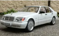 Коллекционная масштабная модель Mercedes Benz W140 S320 1:24 (металл, свет, звук)