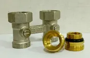 Узел нижнего подключения для радиатора прямой / Мультифлекс/ 1/2 x 3/4 Rehau ЕК