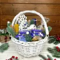 Подарочная корзина Zakazpodarka24 Зимняя сказка, гречишный мёд, джем Цитрусовый егерь, имбирное печенье, шоколад на новый год