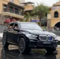 Коллекционная масштабная модель BMW X5(M5) 1:32 (металл, свет, звук)