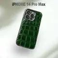 Изумрудный премиум чехол на iPhone 14 Pro Max из натуральной кожи с текстурой кожи крокодила