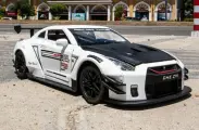Коллекционная модель Nissan GT-R R35 1:24 (металл, свет, звук)