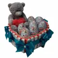 Сердце из конфет LAKRES, киндер шоколад и сюрпризы с мягкой игрушкой мишкой