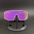 Солнцезащитные очки Oakley