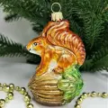 Irena-Co елочная игрушка, стекло Белочка на желуде (9х6х4см)