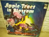 Виниловая пластинка - Яблони В Цвету (LP)