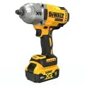 Аккумуляторный импульсивный гайковерт DeWALT DCF900P2T 18В c 2 акб, ЗУ, кейс