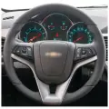 Накладка из натуральной кожи Кожа рулит на руль Chevrolet Aveo II (2011-2015), Chevrolet Cruze I (2009-2015), Chevrolet Cobalt II (2011-2016), Chevrolet Orlando I (2011-2015), Chevrolet Tracker III, Ravon R4, черная, для замены штатной накладки