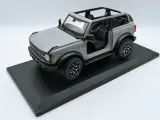FORD Bronco Badlands Without Doors (2021), Grey, масштаб 1:18, модель коллекционная
