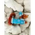 Елочная игрушка новогодняя Такса в голубом свитере