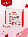 Конфеты Raffaello с цельным миндальным орехом в кокосовой обсыпке, 240 г
