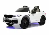 Детский электромобиль RiverToys BMW M5 Competition (A555MP) с дистанционным управлением, одноместный белый