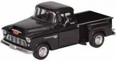 Модель машины MotorMax 1955 Chevy 5100 Stepside, масштаб 1:24, черная