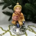 Irena-Co елочная игрушка, стекло Мальчик на коньках сахар (12х7х6,5см)