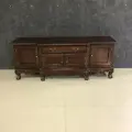 Тумба ТВ в стиле Chippendale от DOMKORLEONE из красного дерева (mahogany wood), цвет орех HP (коричневый)