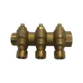 Коллектор латунь 3/4 ВР/НР на 3 вых 1/2 НР м/о 35мм под евроконус с запорными клапанами R585C Giacomini R585CY063