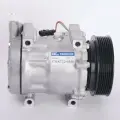 Компрессор Renault Duster 2.0 / Nissan Terrano III 8201018716 7PK (019556)