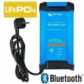 Универсальное зарядное устройство Victron Energy Blue Smart IP22 Charger 12/30 (1) для зарядки всех видов АКБ с напряжением 12В