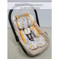 Матрасик-вкладыш в автолюльку Лисички с веточками 60*45 см, универсальный.