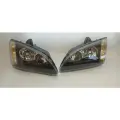Фары Фокус 2 FORD FOCUS II с 2005 по 2008 год комплект правая левая черный отражатель