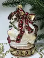 Стеклянная елочная игрушка Лошадка на подиуме
