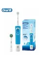 Электрическая зубная щетка Oral-B D100, голубая
