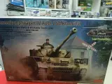 5043 Немецкий средний танк Pz.Kpfw. IV Ausf. J Last Production с полным интерьером Сборная модель RFM 1:35