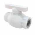 Шаровой кран РосТурПласт полнопроходной, полипропилен, диаметр 20х1/2 дюйма, внутренняя резьба, белый