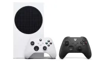 Игровая приставка Microsoft Xbox Series S 512 ГБ SSD, без игр, белый/черный с дополнительным белым геймпадом.