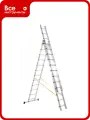 Трехсекционная алюминиевая лестница с двенадцатью ступенями, рабочей высотой до 8.85 м и максимальной нагрузкой 150 кг для малярных и строительных работ