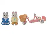 Игровой набор Sylvanian Families брат и сестра хаски 5637, 5 дет.