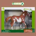 Фигурка животного Collecta Лошадь Жеребец Мустанг пятнисто-каштановый, Deluxe в подарочной упаковке 89806b