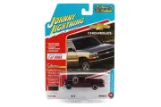 Модель коллекционная JOHNNY LIGHTNING Chevrolet silverado pick-up (2002), red met (длина модели 6-10 см)