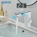 Белый умывальник сенсорный смеситель для ванной с ИК-датчиком LCD-дисплеем и настольным